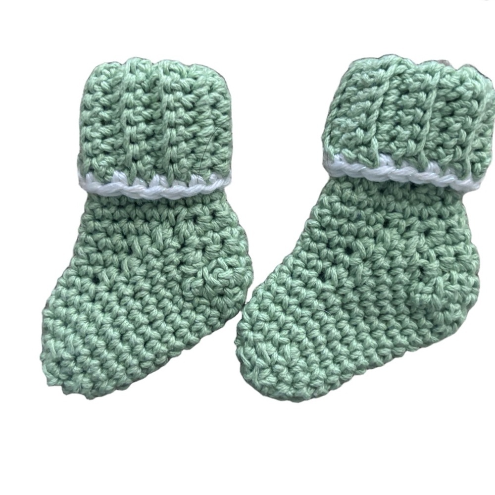 Handmade Knit Baby Set – Sage Green – OS - Picture 4 of 7